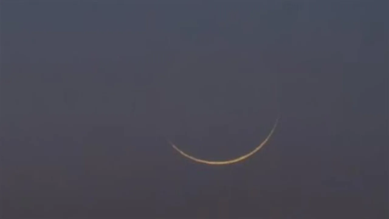 اختلاف المواعيد.. المركز الفلكي يكشف عن أسباب عيد الأضحى 1447
